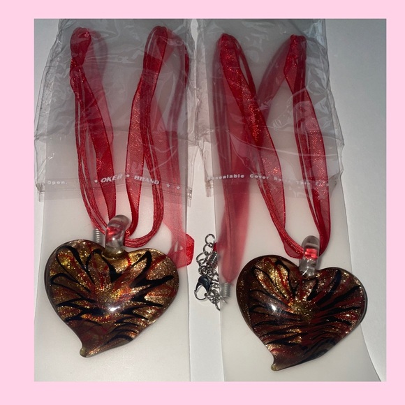 Y2k Glass Heart Pendant Murano style Necklaces
2pcs Ribbon Necklace - Picture 3 of 5